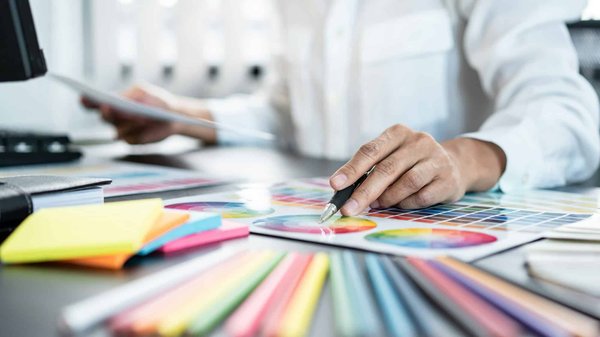 Créations graphiques des visuels uniques pour vos projets impactants